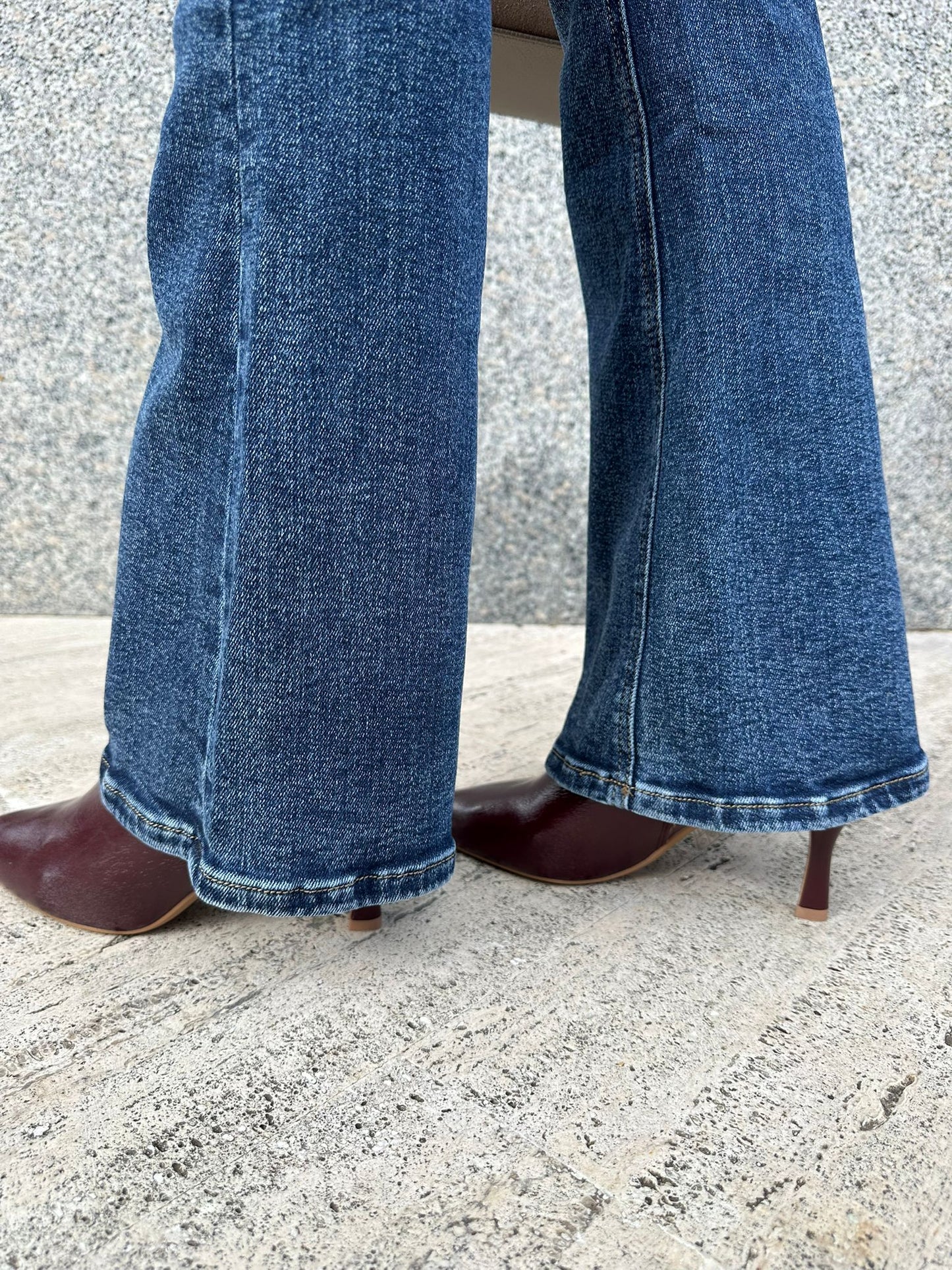 Jeans zampa