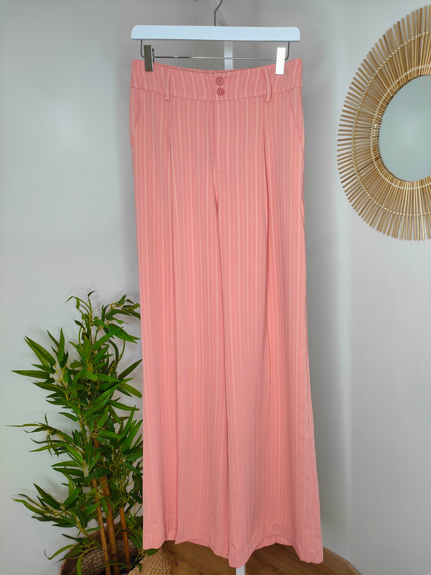 Pantalone completo gessato rosa