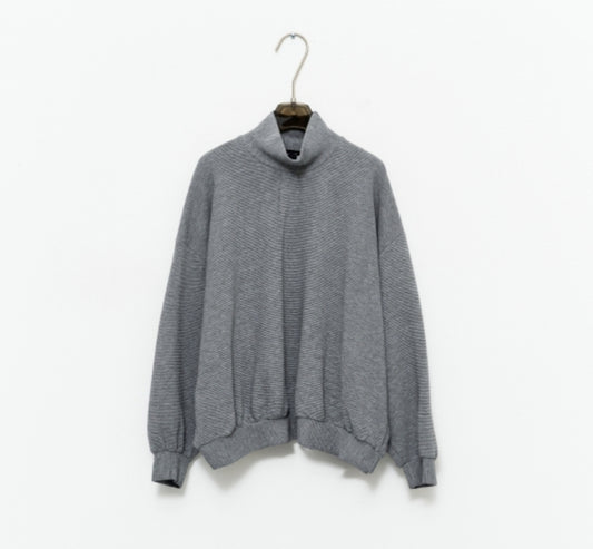 Maglia con collo grigio