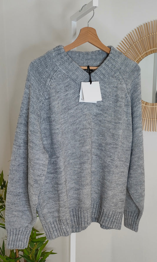 Pullover scollo V grigio