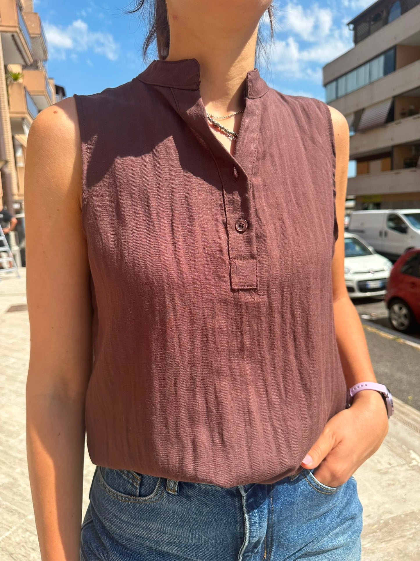 Camicia smanicata